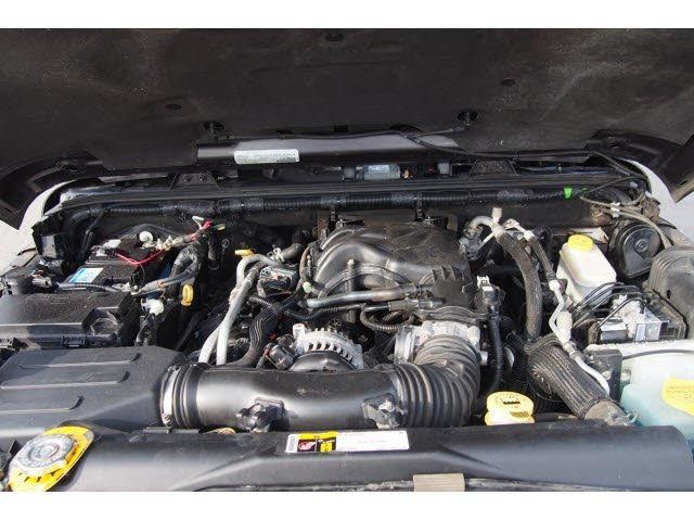 2016 Jeep Wrangler Unlimited 4WD 4dr Rubicon - 18321169 - 9