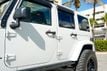 2016 Jeep Wrangler Unlimited 4WD 4dr Rubicon Hard Rock - 22999406 - 10