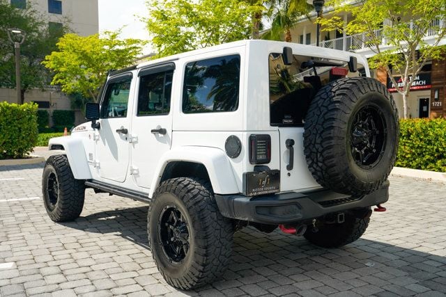 2016 Jeep Wrangler Unlimited 4WD 4dr Rubicon Hard Rock - 22999406 - 19