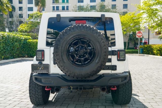 2016 Jeep Wrangler Unlimited 4WD 4dr Rubicon Hard Rock - 22999406 - 21