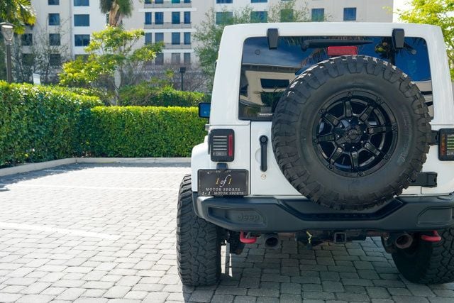 2016 Jeep Wrangler Unlimited 4WD 4dr Rubicon Hard Rock - 22999406 - 23