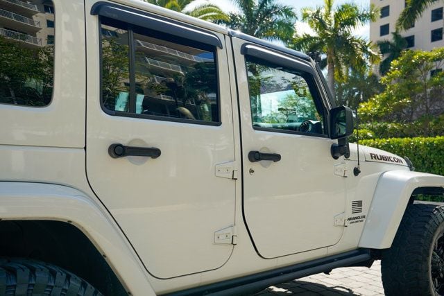 2016 Jeep Wrangler Unlimited 4WD 4dr Rubicon Hard Rock - 22999406 - 28
