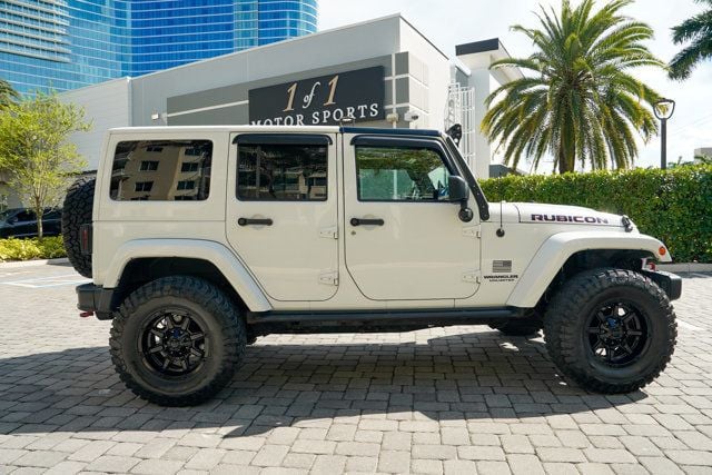 2016 Jeep Wrangler Unlimited 4WD 4dr Rubicon Hard Rock - 22999406 - 32