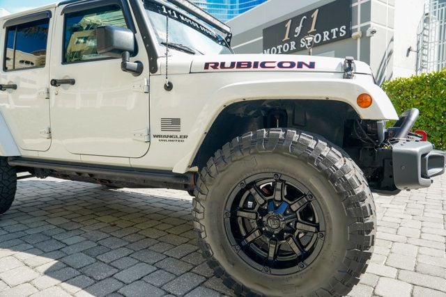 2016 Jeep Wrangler Unlimited 4WD 4dr Rubicon Hard Rock - 22999406 - 35