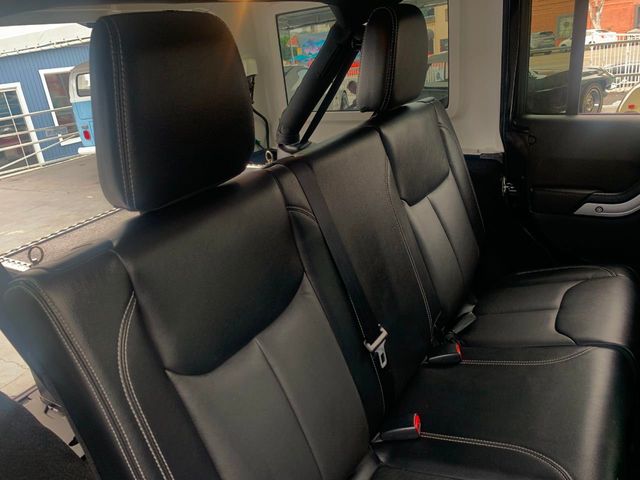 2016 Jeep Wrangler Unlimited 4WD 4dr Rubicon Hard Rock - 20391857 - 25