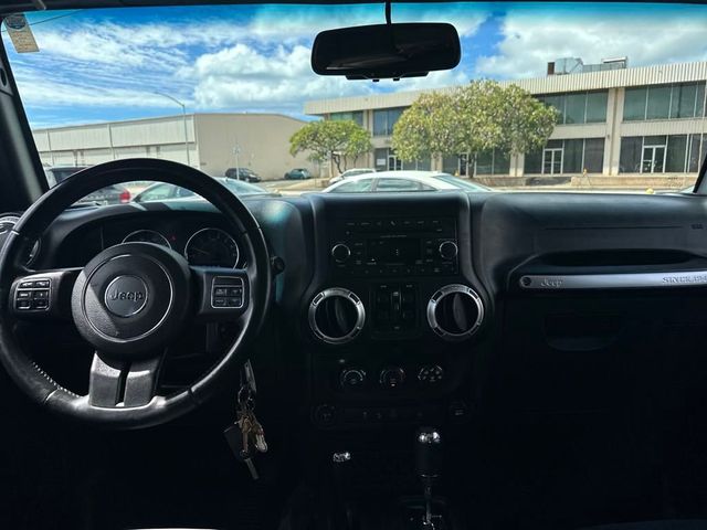 2016 Jeep Wrangler Unlimited 4WD 4dr Sahara - 22940782 - 13