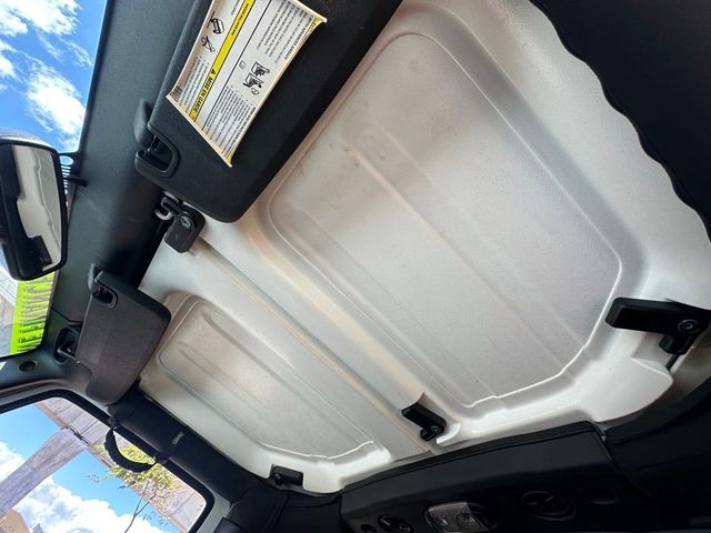 2016 Jeep Wrangler Unlimited 4WD 4dr Sahara - 22984250 - 18