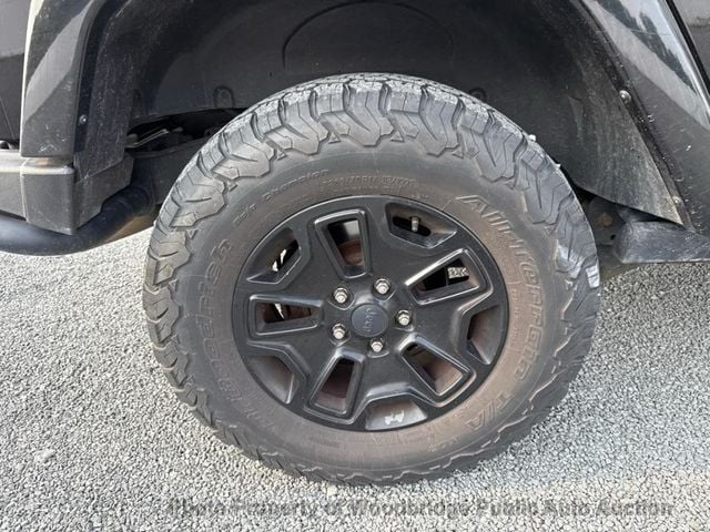 2016 Jeep Wrangler Unlimited 4WD 4dr Sahara - 23057807 - 14