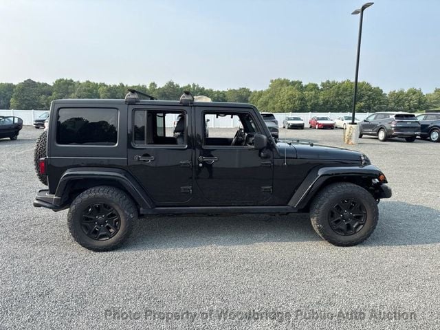 2016 Jeep Wrangler Unlimited 4WD 4dr Sahara - 23074105 - 17