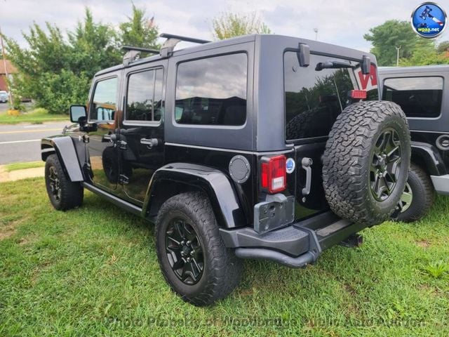 2016 Jeep Wrangler Unlimited 4WD 4dr Sahara - 23074105 - 5