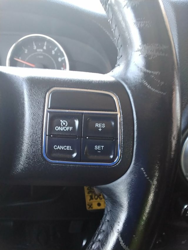 2016 Jeep Wrangler Unlimited 4WD 4dr Sahara - 23012038 - 13