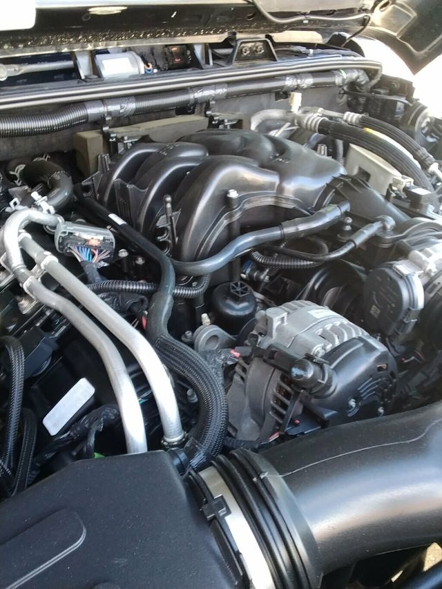 2016 Jeep Wrangler Unlimited 4WD 4dr Sahara - 23012038 - 19