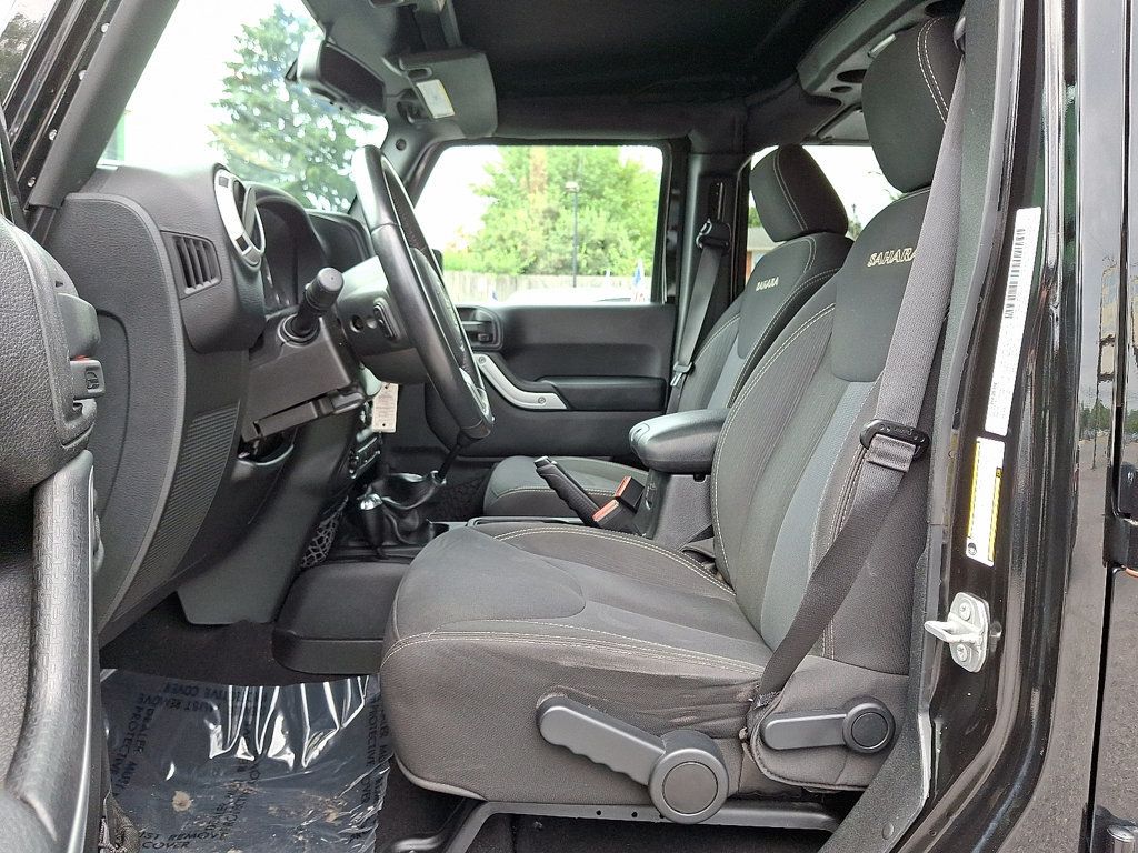 2016 Jeep Wrangler Unlimited Sahara photo 14