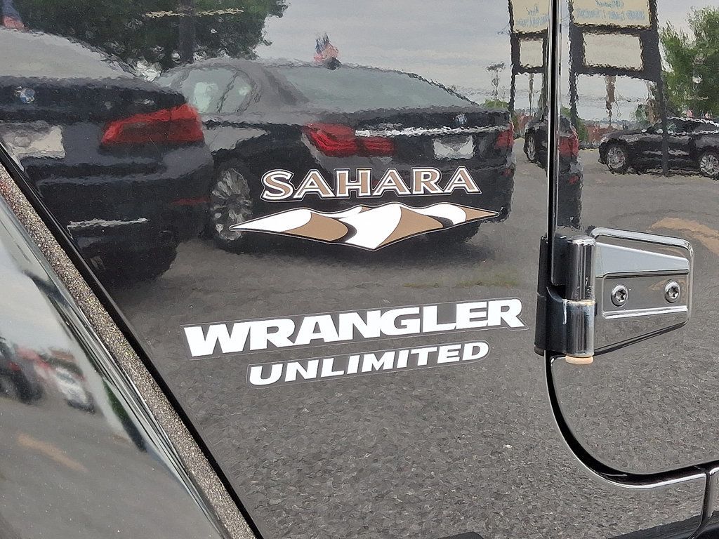 2016 Jeep Wrangler Unlimited Sahara photo 26