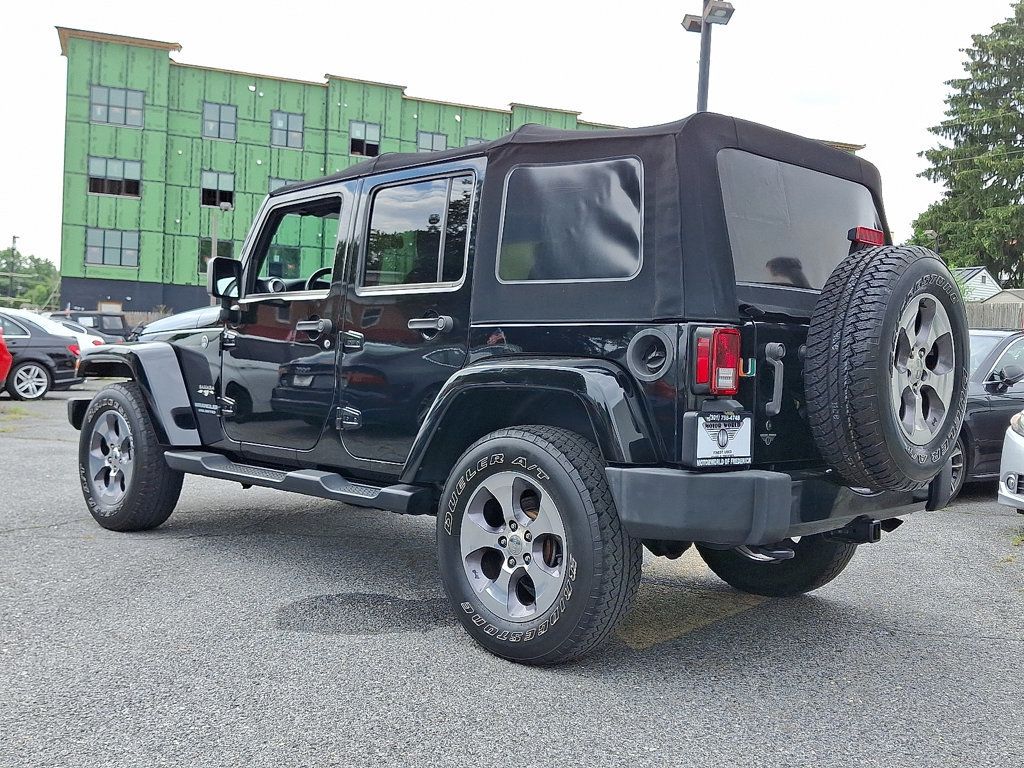 2016 Jeep Wrangler Unlimited Sahara photo 7