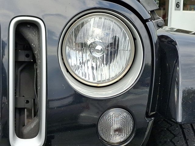 2016 Jeep Wrangler Unlimited 4WD 4dr Sahara - 22884380 - 8