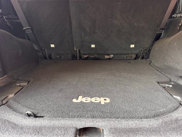 2016 Jeep Wrangler Unlimited 4WD 4dr Sahara - 22947018 - 22