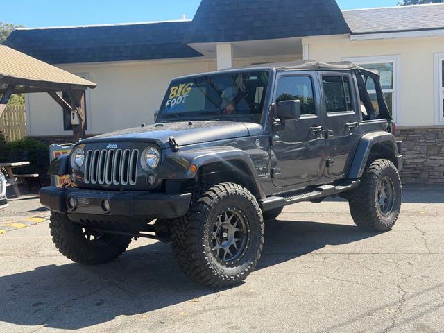 2016 Jeep Wrangler Unlimited 4WD 4dr Sahara - 22939175 - 17