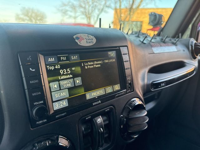 2016 Jeep Wrangler Unlimited 4WD 4dr Sahara - 23001027 - 10