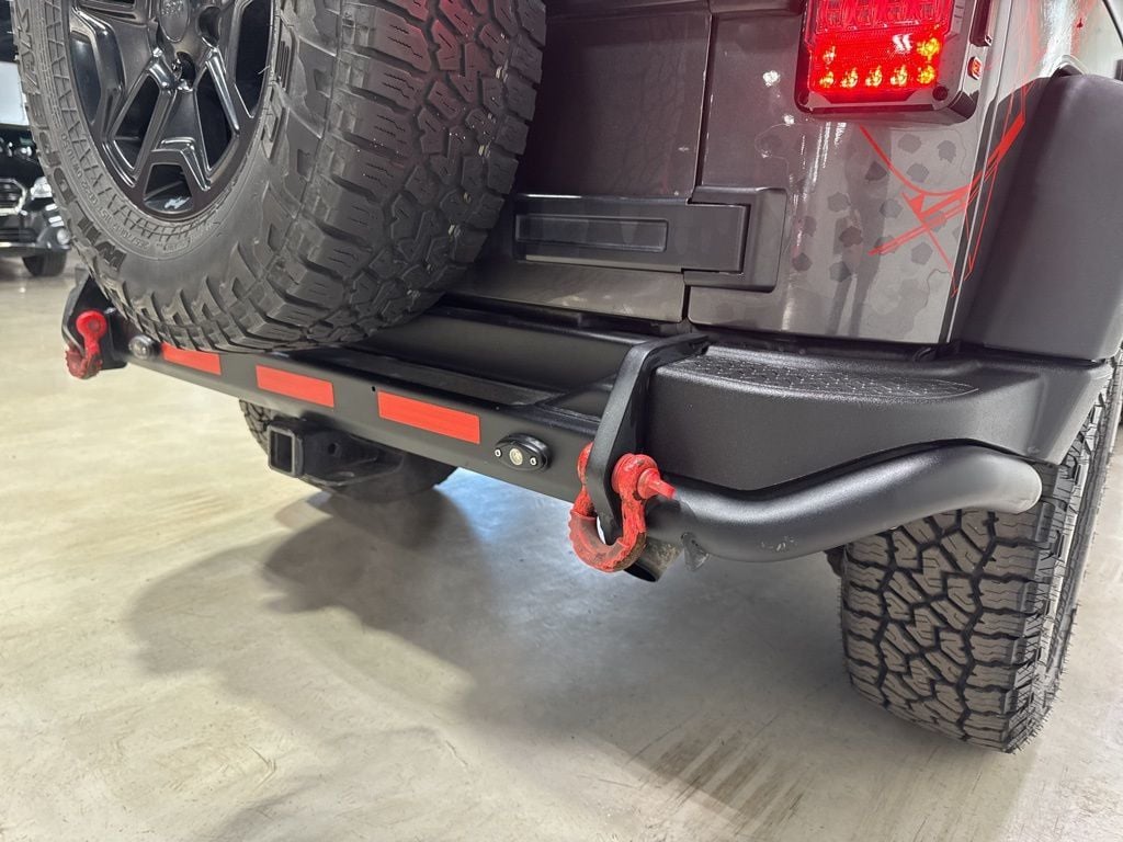 2016 Jeep Wrangler Unlimited 4WD 4dr Sahara - 23001027 - 15