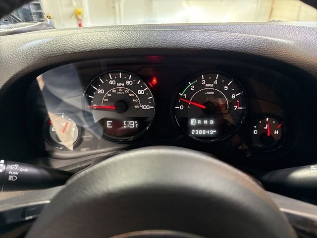 2016 Jeep Wrangler Unlimited 4WD 4dr Sahara - 23001027 - 20