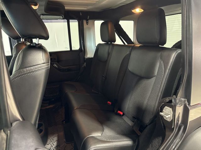 2016 Jeep Wrangler Unlimited 4WD 4dr Sahara - 23001027 - 30