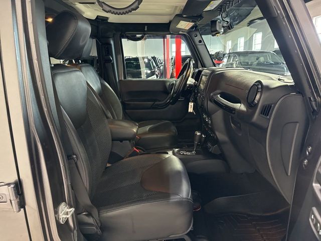 2016 Jeep Wrangler Unlimited 4WD 4dr Sahara - 23001027 - 39
