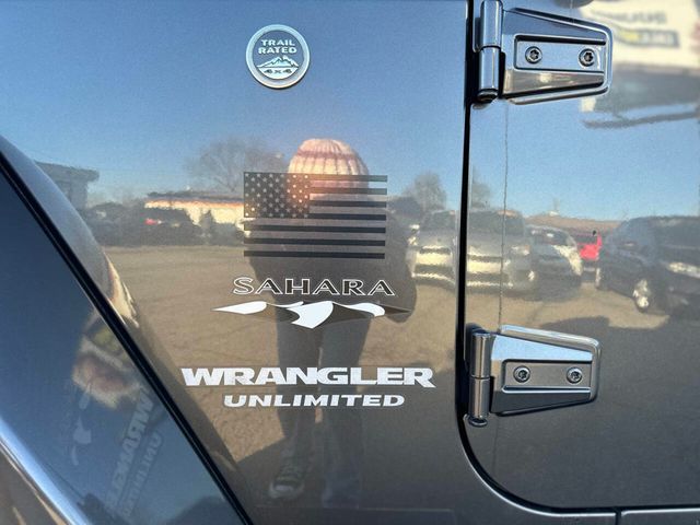 2016 Jeep Wrangler Unlimited 4WD 4dr Sahara - 22978230 - 13