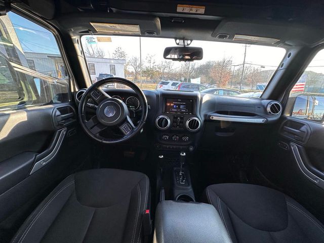 2016 Jeep Wrangler Unlimited 4WD 4dr Sahara - 22978230 - 15