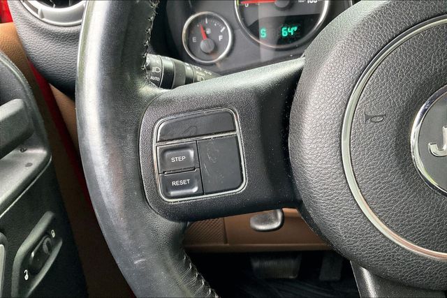 2016 Jeep Wrangler Unlimited 4WD 4dr Sahara - 23028032 - 21