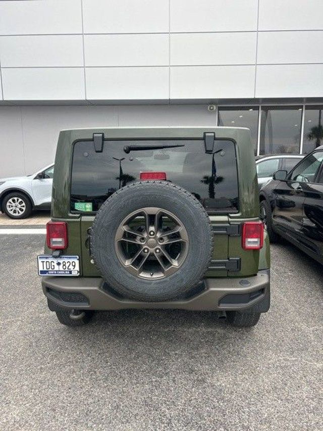 2016 Jeep Wrangler Unlimited 4WD 4dr Sahara - 23007234 - 3