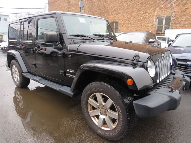 2016 Jeep Wrangler Unlimited 4WD 4dr Sahara(clear title) - 22995280 - 2