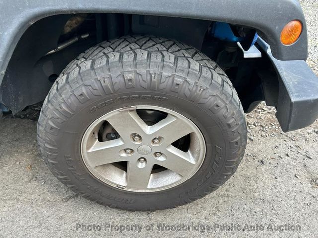 2016 Jeep Wrangler Unlimited 4WD 4dr Sport - 23016983 - 15