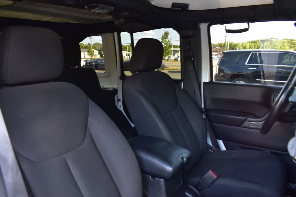 2016 Jeep Wrangler Unlimited 4WD 4dr Sport - 22999677 - 15