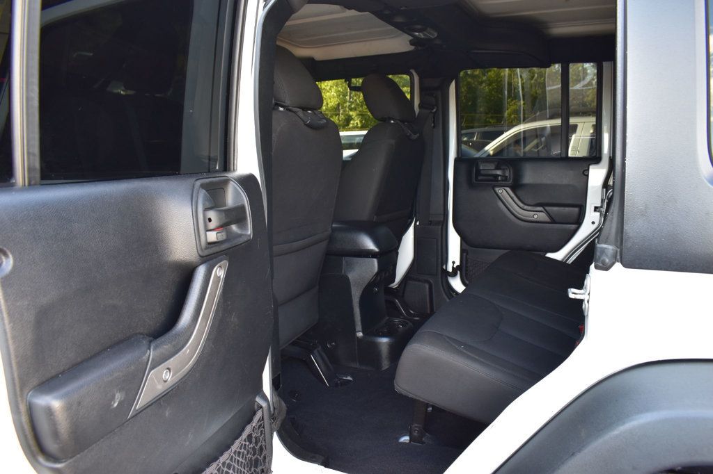 2016 Jeep Wrangler Unlimited 4WD 4dr Sport - 22999677 - 22
