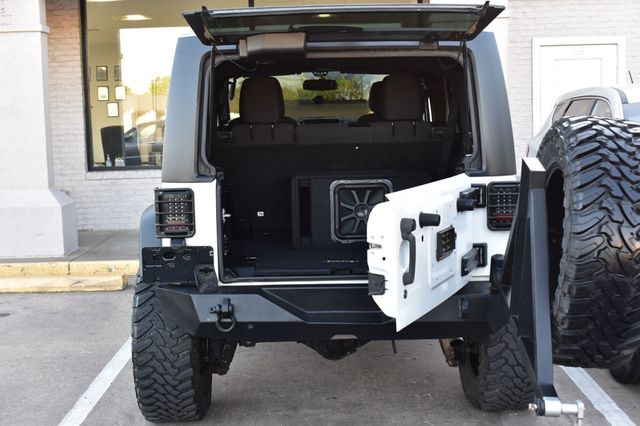 2016 Jeep Wrangler Unlimited 4WD 4dr Sport - 22999677 - 38