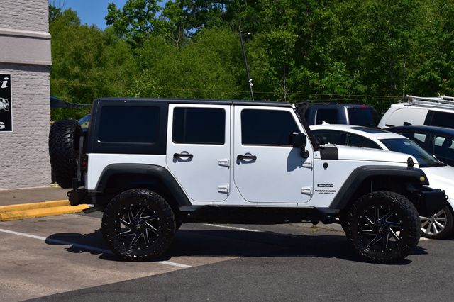 2016 Jeep Wrangler Unlimited 4WD 4dr Sport - 22999677 - 3
