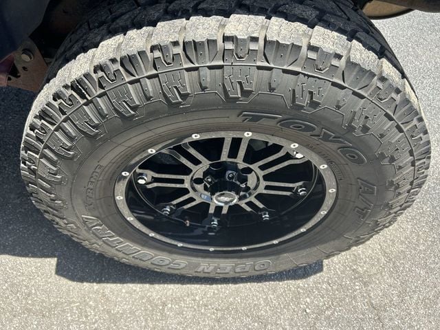 2016 Jeep Wrangler Unlimited 4WD 4dr Sport - 23039186 - 9