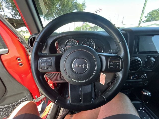 2016 Jeep Wrangler Unlimited 4WD 4dr Sport - 23039186 - 14
