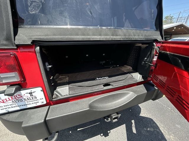 2016 Jeep Wrangler Unlimited 4WD 4dr Sport - 23039186 - 20