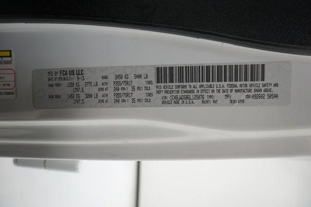 2016 Jeep Wrangler Unlimited 4WD 4dr Sport - 23039888 - 26