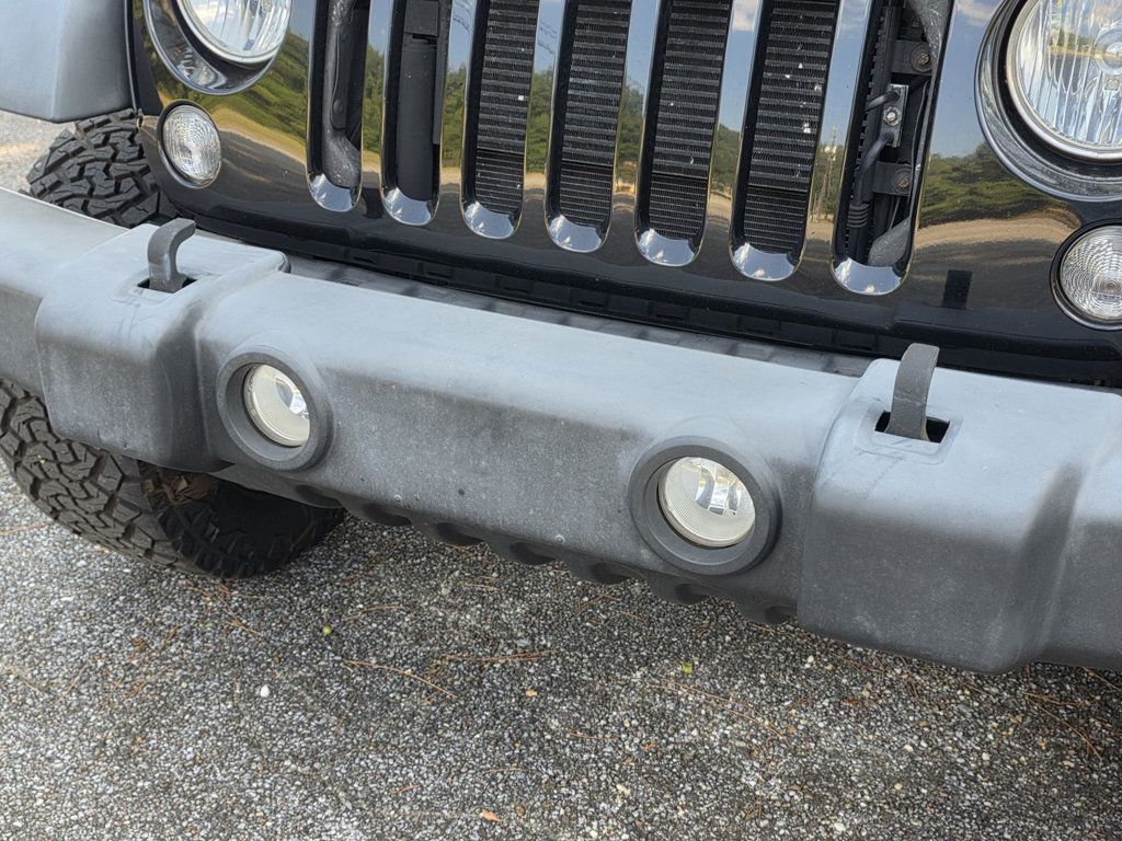 2016 Jeep Wrangler Unlimited Sport photo 20