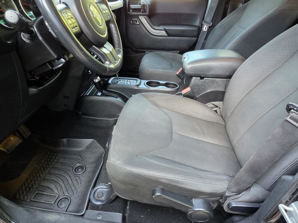 2016 Jeep Wrangler Unlimited Sport photo 6