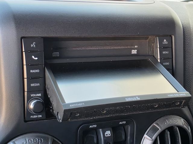 2016 Jeep Wrangler Unlimited 4WD 4dr Sport - 22982688 - 13