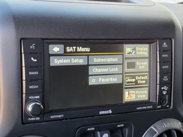 2016 Jeep Wrangler Unlimited 4WD 4dr Sport - 22982688 - 14