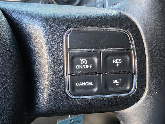 2016 Jeep Wrangler Unlimited 4WD 4dr Sport - 22982688 - 19