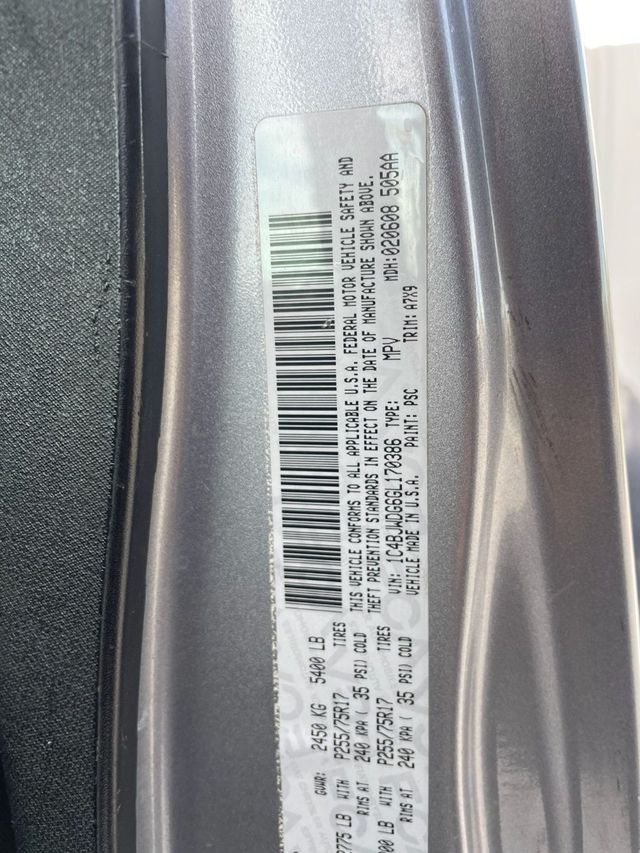 2016 Jeep Wrangler Unlimited 4WD 4dr Sport - 22954156 - 9