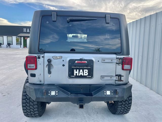 2016 Jeep Wrangler Unlimited 4WD 4dr Sport - 22954156 - 5