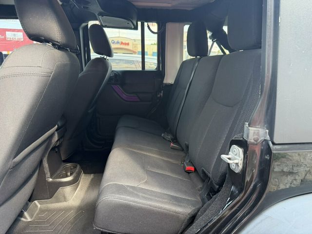 2016 Jeep Wrangler Unlimited 4WD 4dr Sport - 23074603 - 8