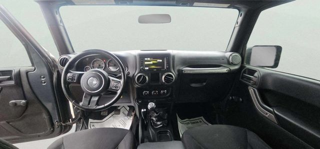 2016 Jeep Wrangler Unlimited 4WD 4dr Sport - 22995208 - 7